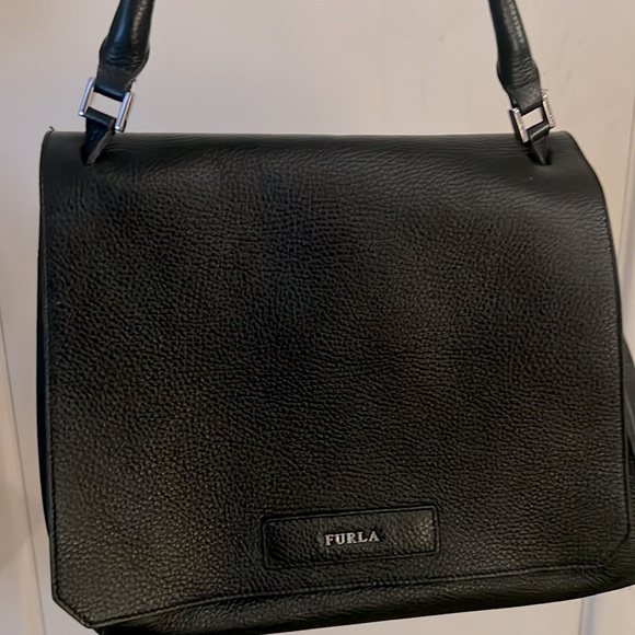 FURLA PATTY BLACK PEBBLED LEATHER HOBO BAG - Picture 15 of 16